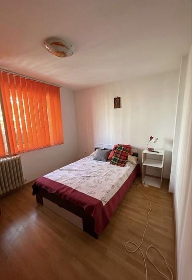 Apartament cu 2 camere semidecomandat în Militari