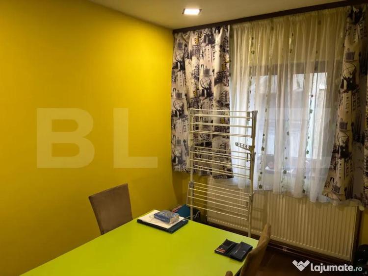 Apartament cu 3 camere decomandat în Lunei