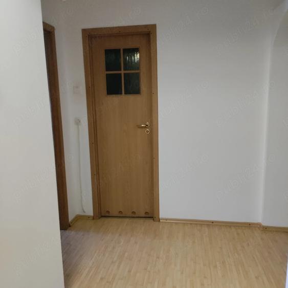 Apartament cu 4 camere decomandat în Cuza Vodă