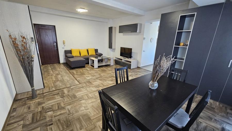Apartament cu 2 camere decomandat, mobilat în Văcăresti