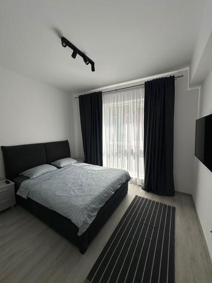 Apartament cu 2 camere decomandat în Titan