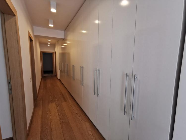 Apartament cu 4 camere, mobilat în Kiseleff