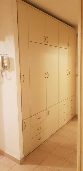 Apartament cu 3 camere decomandat în 1 Mai