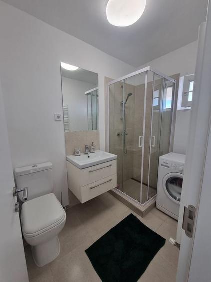 Apartament decomandat în Calea Severinului