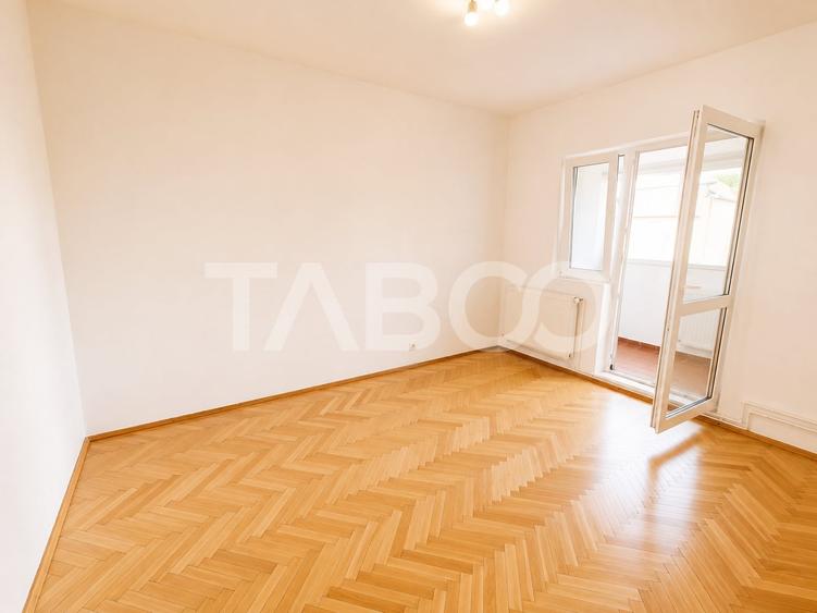 Apartament cu 2 camere decomandat în Ștrand