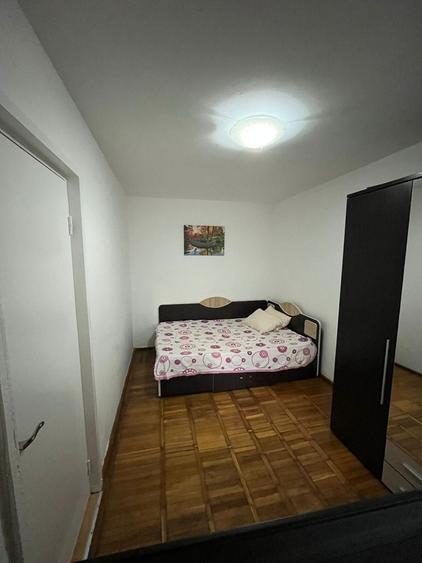 Apartament cu 2 camere semidecomandat în Micro 14