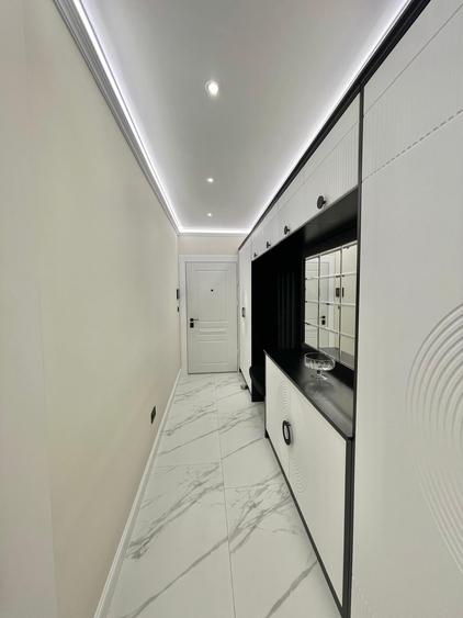 Apartament cu 3 camere decomandat în Băneasa