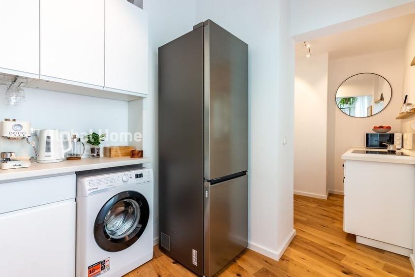 Apartament cu 4 camere decomandat, mobilat în Ultracentral