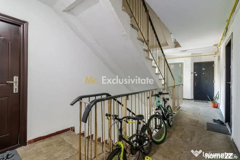 Apartament cu 3 camere decomandat în Sebastian