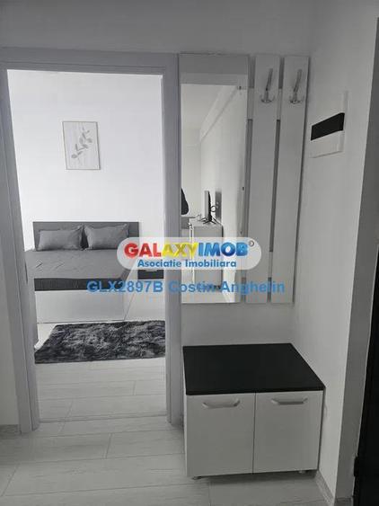 Apartament cu 2 camere semidecomandat, mobilat în Central