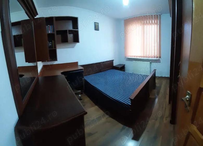 Apartament cu 2 camere semidecomandat în Craiovei