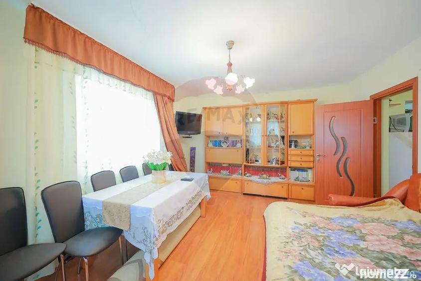 Casă cu 4 camere cu Teren 2000 Mp în Damiș