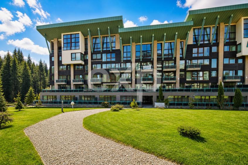 Apartament cu 3 camere decomandat, mobilat în Poiana Brașov