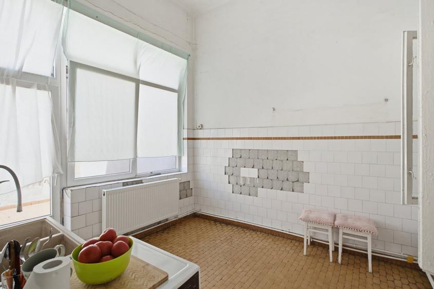 Apartament cu 5 camere decomandat în Ultracentral
