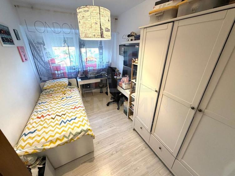 Apartament cu 3 camere semidecomandat în Brazda lui Novac
