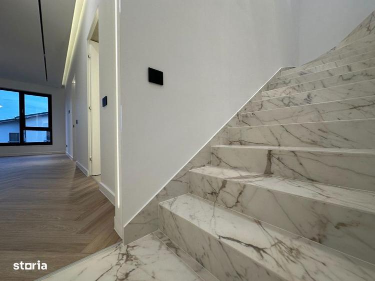 Casă cu 5 camere cu Teren 490 Mp în Tunari