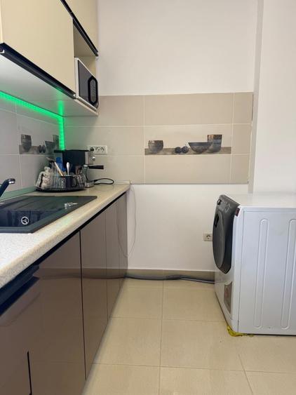 Apartament cu 2 camere semidecomandat în Fundeni