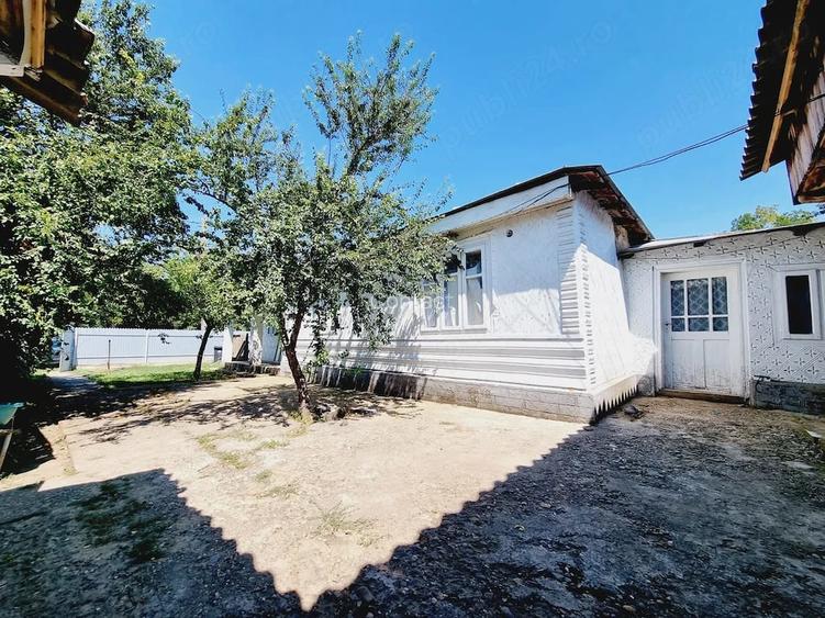 Casa cu teren 2068 mp sat Fundeni jud. Galati strada asflatata