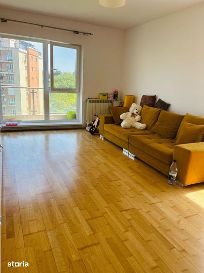 Apartament cu 3 camere în Tătărași