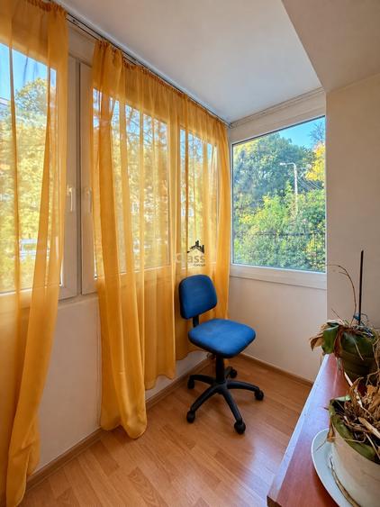 Apartament cu 3 camere decomandat, mobilat în Plopilor