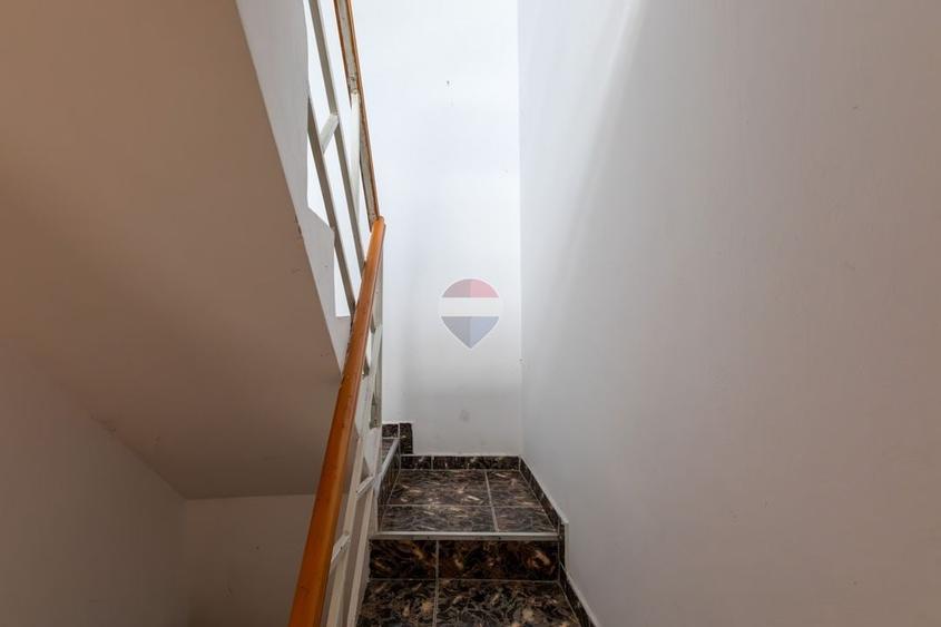 Duplex cu 3 camere cu Teren 327 Mp în Nord