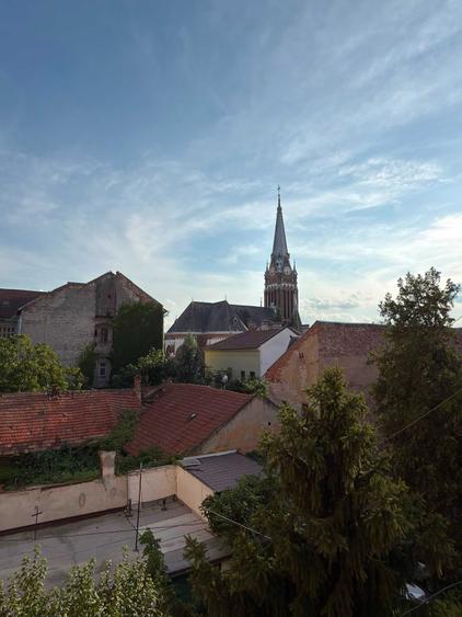 Apartament cu 2 camere decomandat în Ultracentral