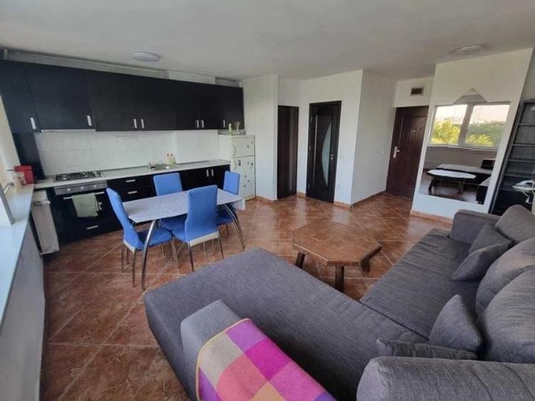 Apartament cu 2 camere semidecomandat, mobilat în Unirii