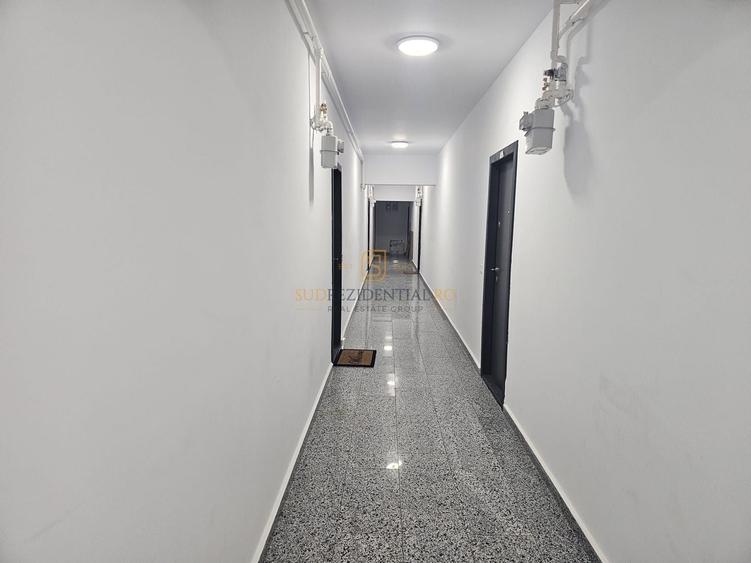 Apartament cu 3 camere decomandat în Metalurgiei