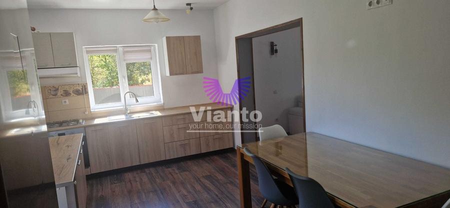 Casă individuală cu 3 camere cu Canalizare în Valea Aurie