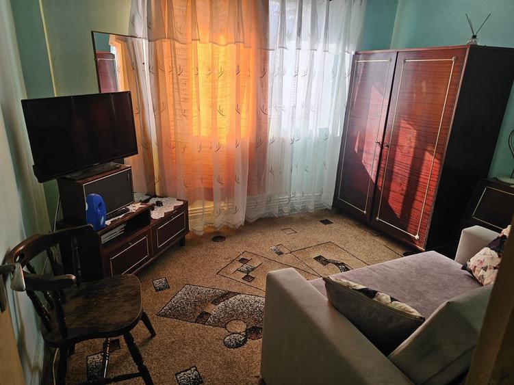 Apartament cu 2 camere semidecomandat în Zahana
