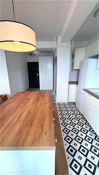 Apartament cu 2 camere semidecomandat în Sisești
