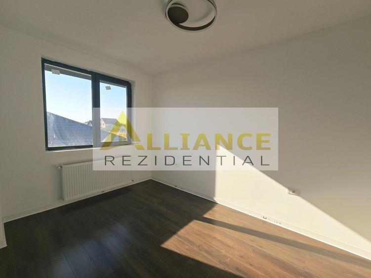 Casă individuală cu 4 camere cu Canalizare în Berceni