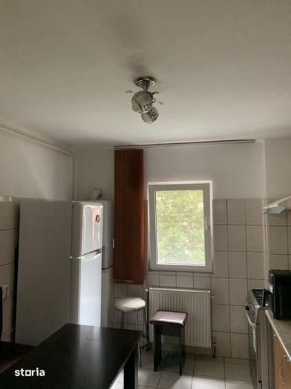 Apartament cu 2 camere decomandat în Recea