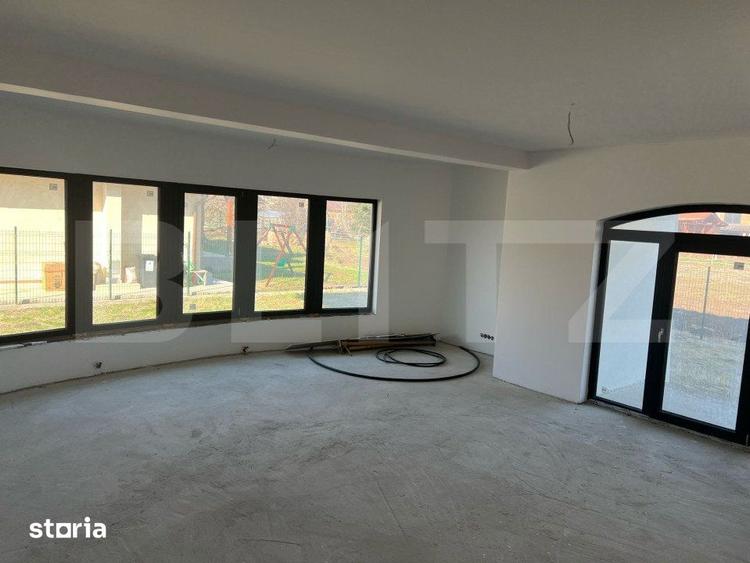 Casă cu 4 camere cu Teren 700 Mp în Sângeorgiu de Mureș