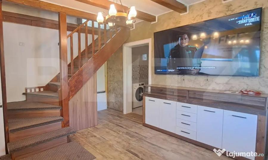 Casă cu 4 camere cu Teren 6500 Mp în Feldioara