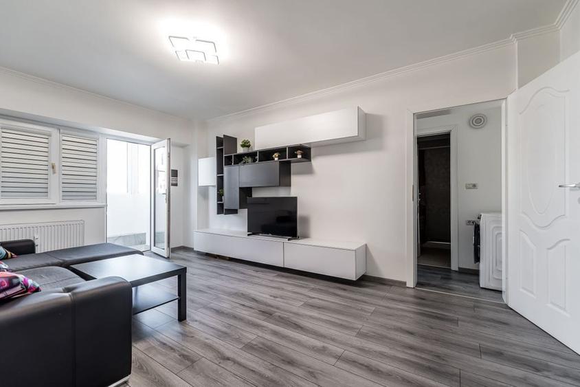 Apartament cu 2 camere semidecomandat în Aurel Vlaicu