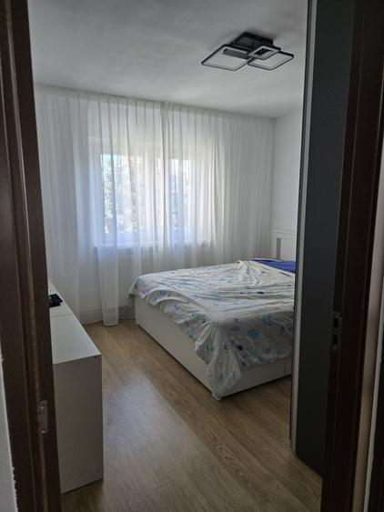 Apartament cu 3 camere decomandat în Nord