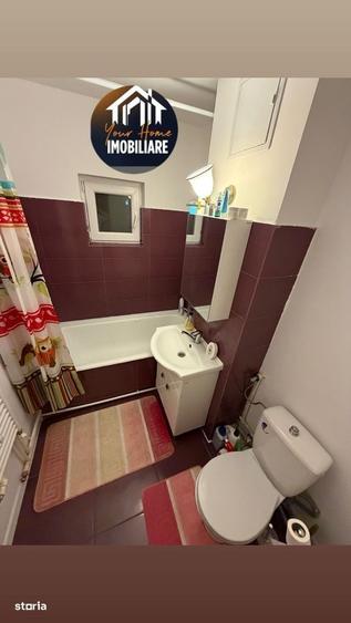 Apartament cu 2 camere decomandat în Rovine