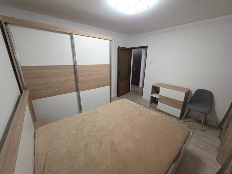 Apartament cu 2 camere decomandat în Popa Șapcă