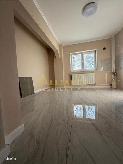 Apartament cu 3 camere decomandat în Apărătorii Patriei