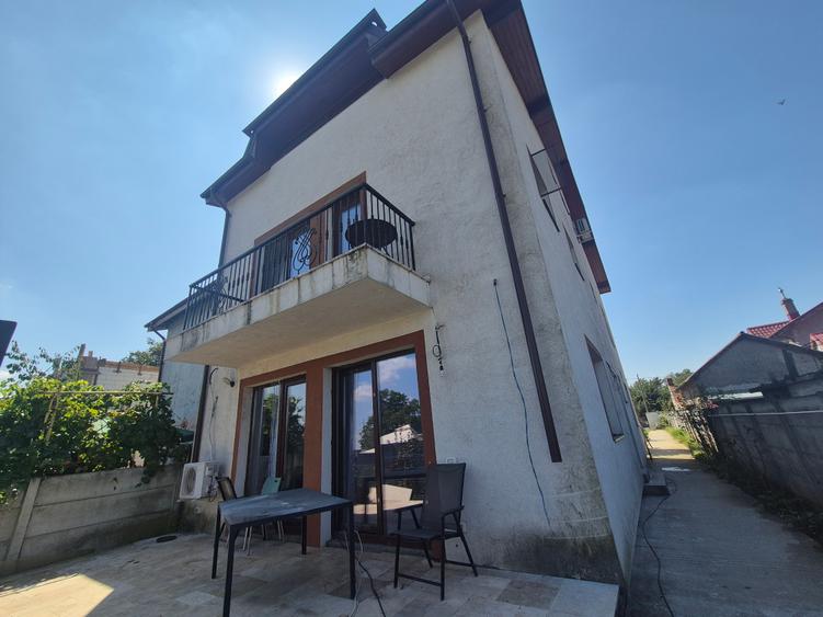 Casă individuală cu 5 camere cu Teren 1000 Mp în Zurbaua