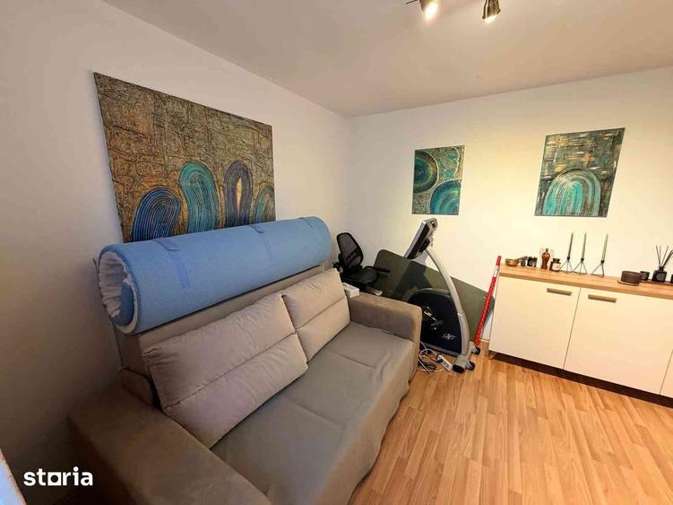 Casă cu 4 camere cu Teren 1011 Mp în Calea București