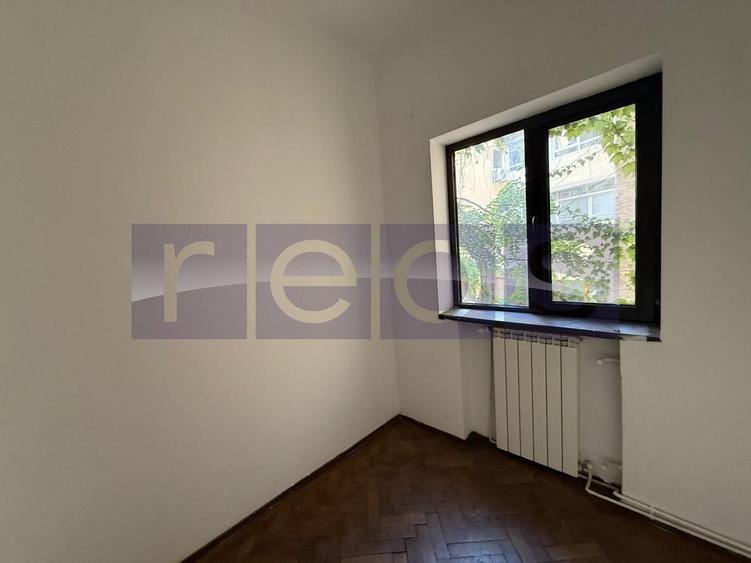 Apartament cu 5 camere semidecomandat, mobilat în Amzei
