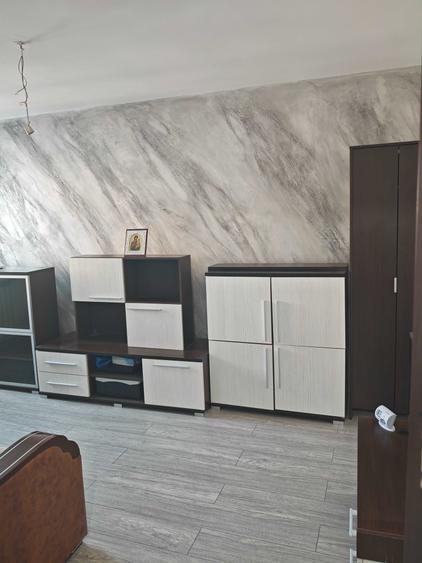 Apartament cu 2 camere decomandat în Micro 19