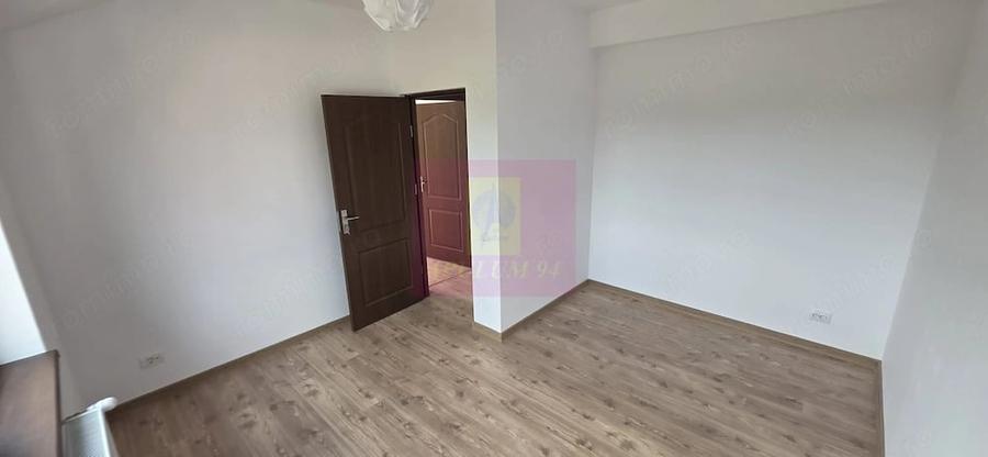 Vila cu 4 camere de vanzare in Brebu - 7