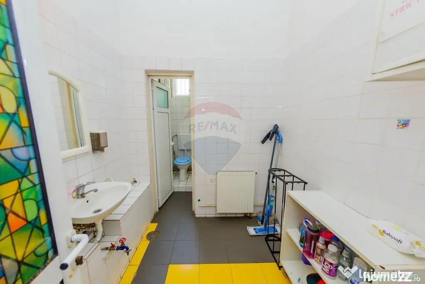 Spațiu comercial, de 156 mp, în Central