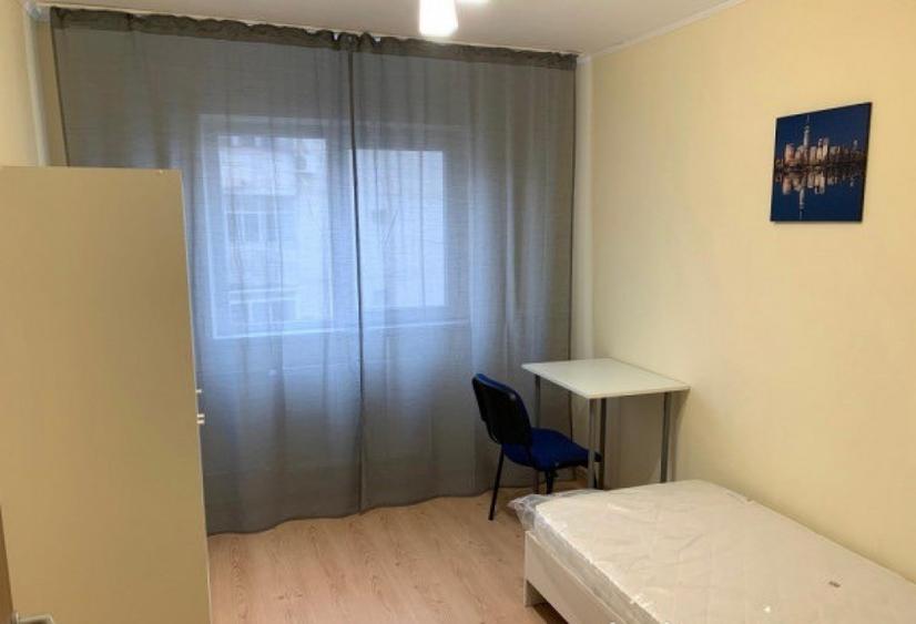 Apartament cu 3 camere decomandat în Tineretului