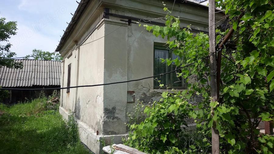 Casă cu 2 camere cu Teren 10000 Mp în Fârtățești