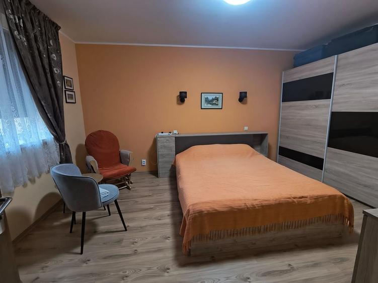 Casă individuală cu 3 camere cu Canalizare în Faleza Nord