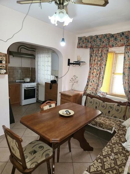 Apartament cu 4 camere semidecomandat în Orizont